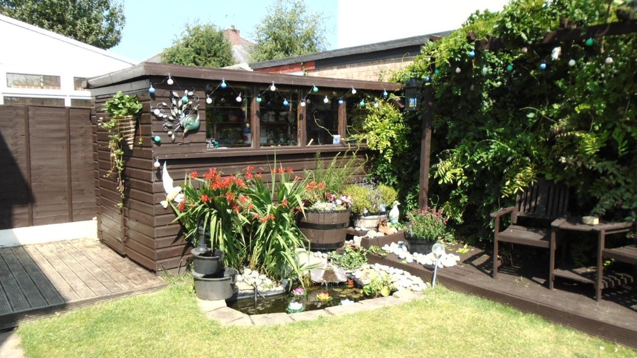 Tea In Liverpool - Private - Quiet - Ground Floor - En-Suite - Walk-In-Shower 외부 사진