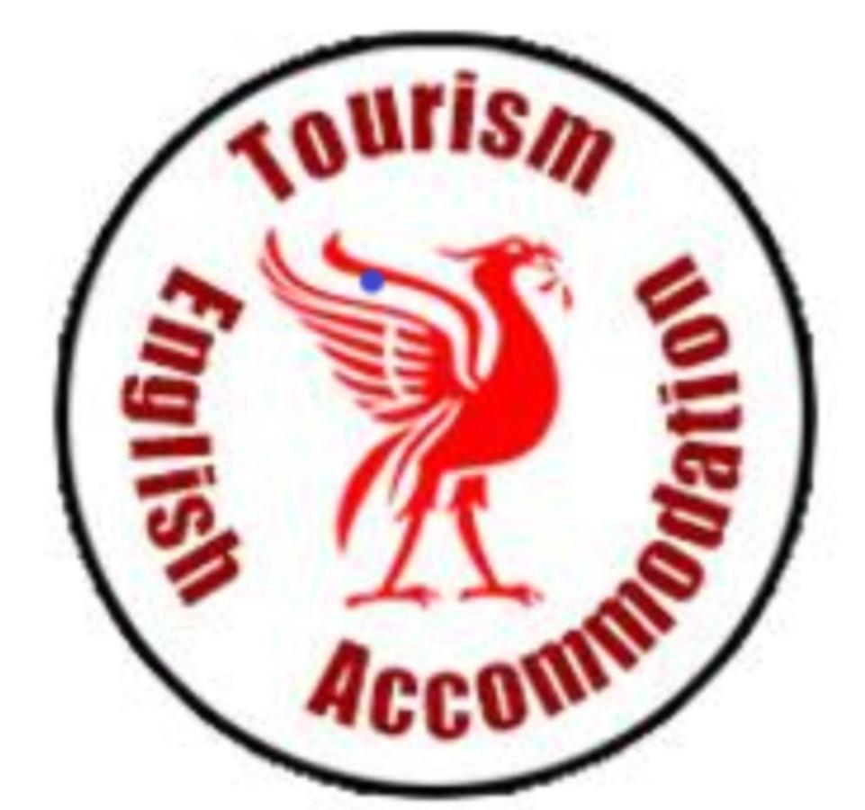 Tea In Liverpool - Private - Quiet - Ground Floor - En-Suite - Walk-In-Shower 외부 사진